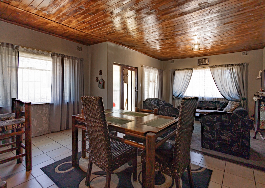 4 Bedroom Property for Sale in Belmont Park Western Cape